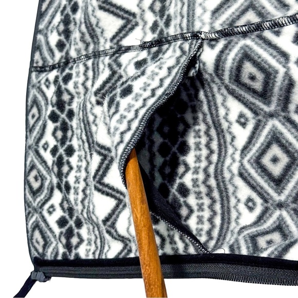 Talbots Woman 2X Fair Isle Polar Fleece Zip Jacket – Black/White NWOT - Picture 11 of 12